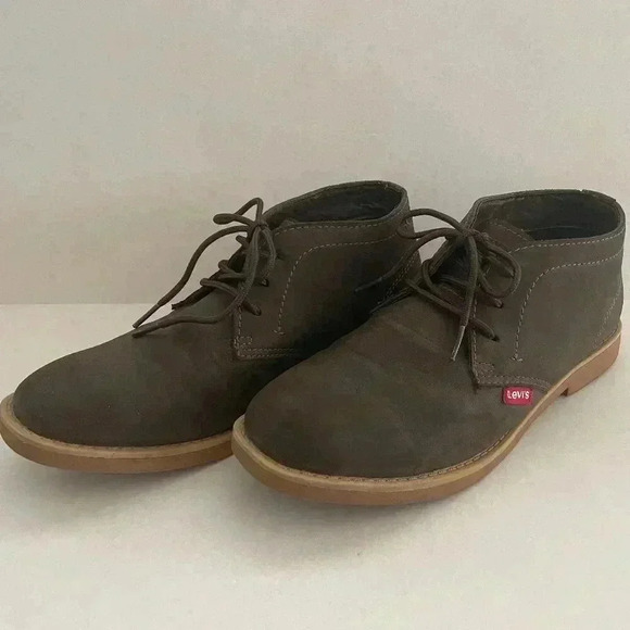 Levi's Men's 8.5 M Brown Suede Chukka Boots – Lace-Up Ankle Style - Picture 2 of 10